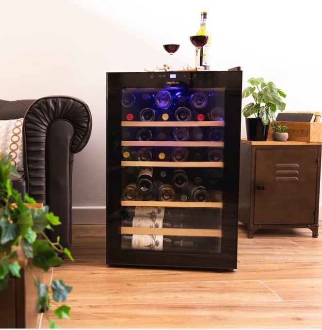 Cave à vin Bolero GrandSommelier 4850 Black Compressor, 48 bouteilles, avec système de refroidissement par compresseur pour une performance optimale. Température réglable et éclairage LED intérieur. – Image 4